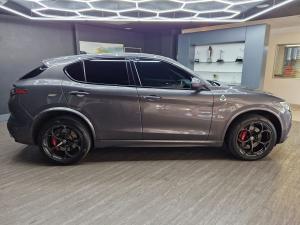 Alfa Romeo Stelvio Quadrifoglio Q4 - Image 10