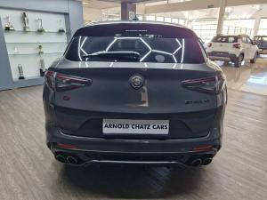 Alfa Romeo Stelvio Quadrifoglio Q4 - Image 4