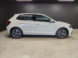 Volkswagen Polo hatch 1.0TSI Life manual - Image 8
