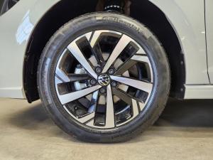 Volkswagen Polo hatch 1.0TSI Life manual - Image 9