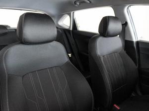 Hyundai i20 1.2 Motion - Image 11