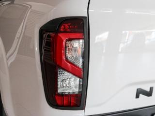 Nissan Navara 2.5DDTi double cab LE Plus