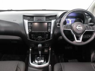 Nissan Navara 2.5DDTi double cab LE Plus