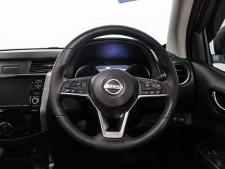 Nissan Navara 2.5DDTi double cab LE Plus