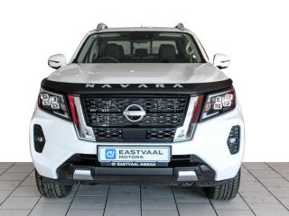 Nissan Navara 2.5DDTi double cab LE Plus