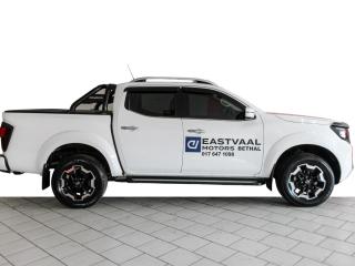 Nissan Navara 2.5DDTi double cab LE Plus
