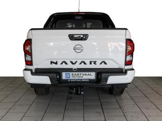 Nissan Navara 2.5DDTi double cab LE Plus
