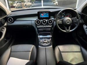 Mercedes-Benz C-Class C180 - Image 10