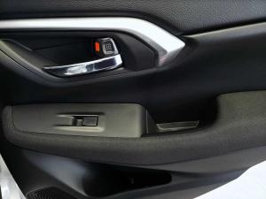 Suzuki Grand Vitara 1.5 GL manual - Image 11