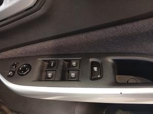 Nissan Magnite 1.0 Turbo Acenta Plus auto - Image 15
