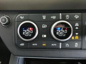 Land Rover Defender 110 D300 X-Dynamic HSE - Image 13
