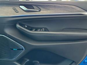 Jeep Grand Cherokee 3.6 4x4 Overland - Image 12