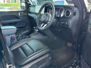 Jeep Wrangler Unlimited 2.0T Sahara - Image 14