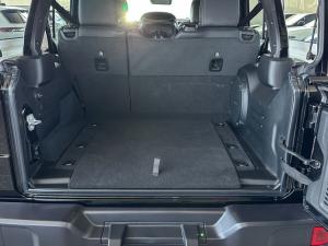 Jeep Wrangler Unlimited 2.0T Sahara - Image 8