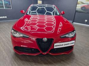 Alfa Romeo Giulia 2.0T Veloce - Image 2