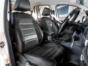 Volkswagen Amarok 2.0BiTDI double cab Highline 4Motion auto - Image 13