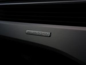 Audi S4 TFSI quattro - Image 18