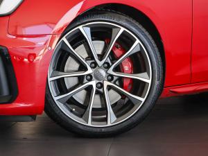 Audi S4 TFSI quattro - Image 3