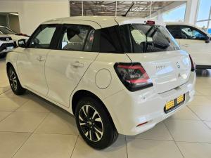Suzuki Swift 1.2 GLX auto - Image 3