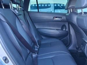 Toyota Corolla Cross 1.8 Hybrid XS - Image 10