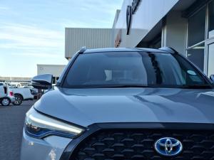 Toyota Corolla Cross 1.8 Hybrid XS - Image 2