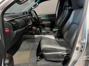 Toyota Hilux 2.8GD-6 double cab Legend auto - Image 14