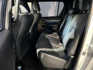 Toyota Hilux 2.8GD-6 double cab Legend auto - Image 15