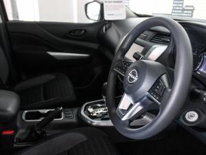 Nissan Navara 2.5DDTi double cab SE Plus auto - Image 20