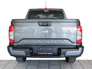 Nissan Navara 2.5DDTi double cab SE Plus auto - Image 6