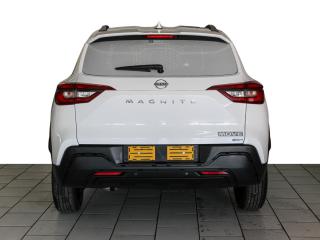 Nissan Magnite 1.0 Move panel van
