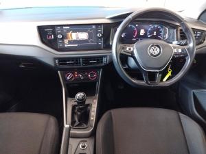 Volkswagen Polo hatch 1.0TSI Comfortline - Image 11