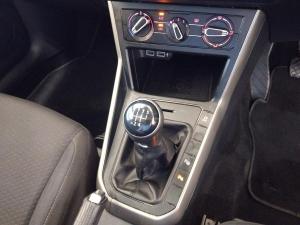 Volkswagen Polo hatch 1.0TSI Comfortline - Image 13
