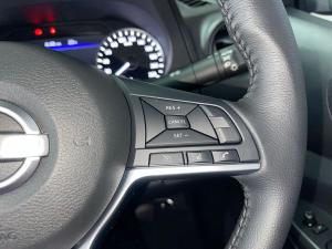 Nissan Navara 2.5DDTi double cab LE Plus - Image 40