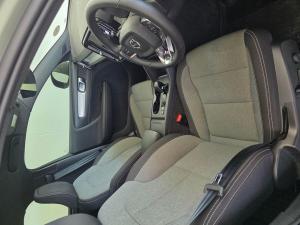 Volvo XC40 B4 Essential - Image 10