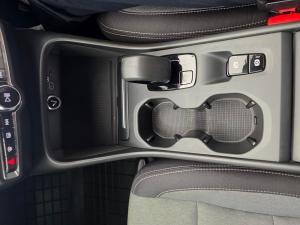 Volvo XC40 B4 Essential - Image 13