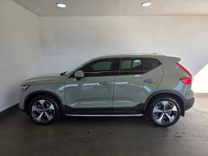 Volvo XC40 B4 Essential - Image 17