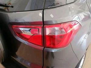 Ford EcoSport 1.0T Titanium auto - Image 8