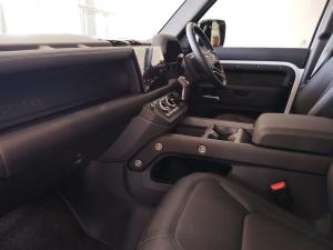 Land Rover Defender 110 D250 X-Dynamic SE - Image 10