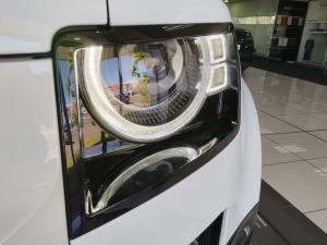 Land Rover Defender 110 D250 X-Dynamic SE - Image 16