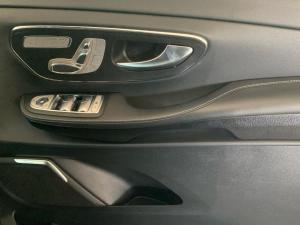 Mercedes-Benz V-Class V300d Exclusive - Image 11