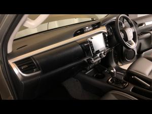 Toyota Hilux 2.8GD-6 48V double cab 4x4 Raider - Image 9