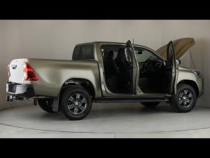 Toyota Hilux 2.8GD-6 48V double cab 4x4 Raider - Image 18