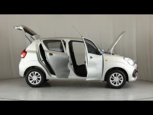 Toyota Vitz 1.0 - Image 17