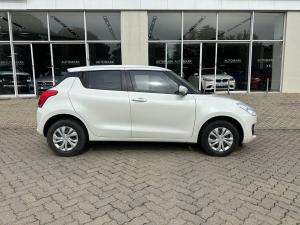 Suzuki Swift 1.2 GL auto - Image 3