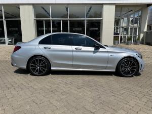 Mercedes-Benz C-Class C43 4Matic - Image 17