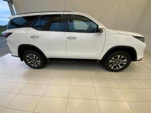 Toyota Fortuner 2.4GD-6 4x4 - Image 5
