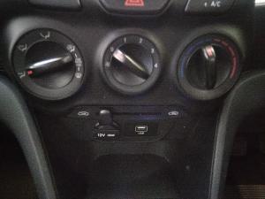 Hyundai Atos 1.1 Motion auto - Image 15