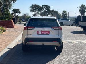 Toyota RAV4 2.0 VX - Image 5
