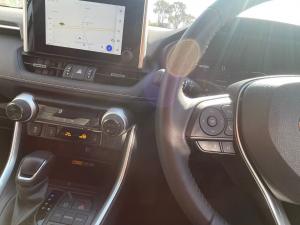 Toyota RAV4 2.0 VX - Image 9