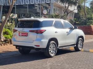 Toyota Fortuner 2.8GD-6 VX - Image 2